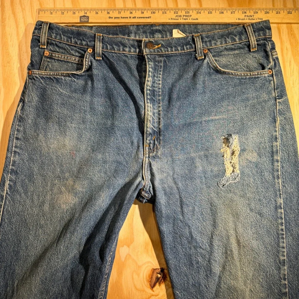 Levi's Men's 505 Regular Fit Straight Leg Orange Tab Medium Wash Jeans 42